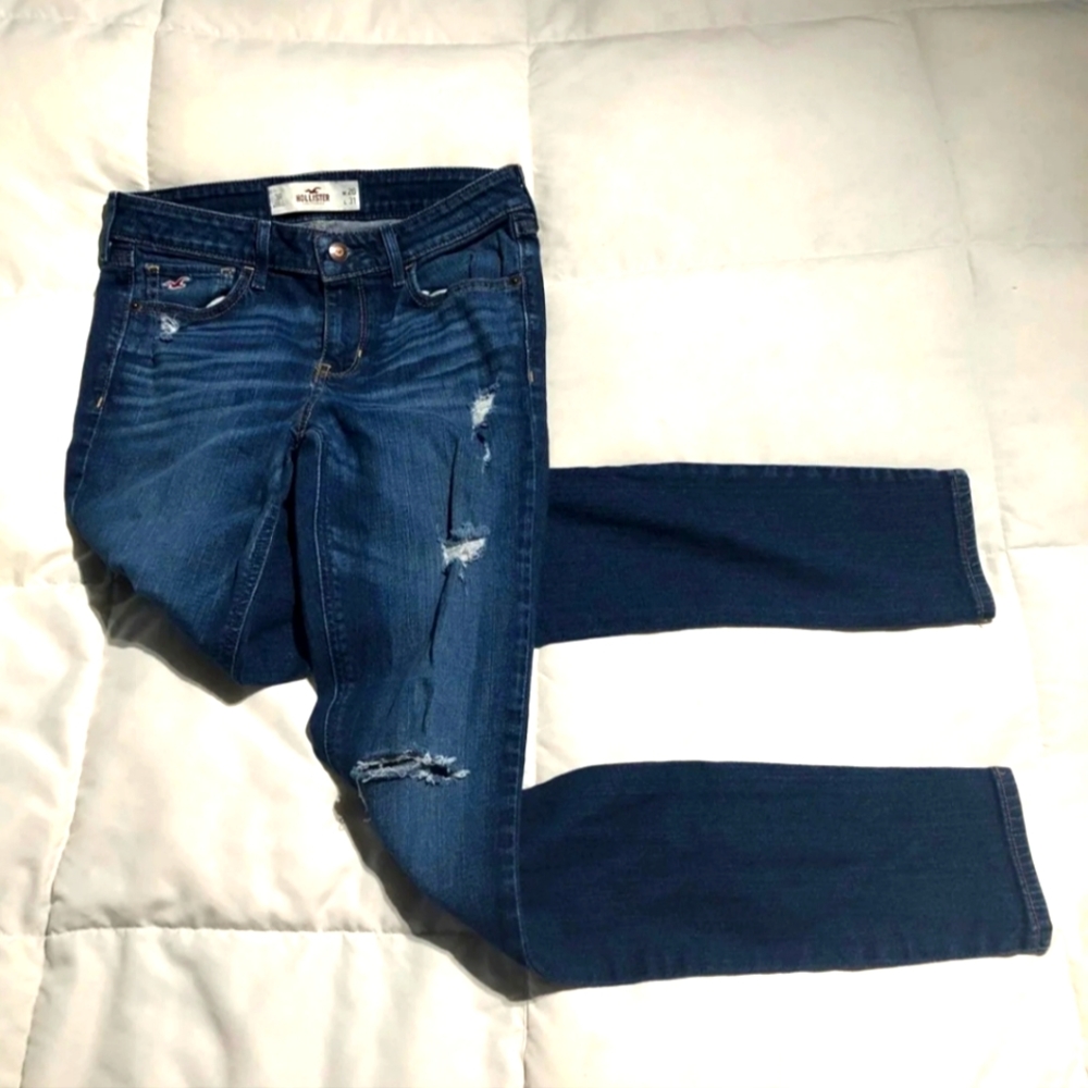 Hollister Distressed jeans